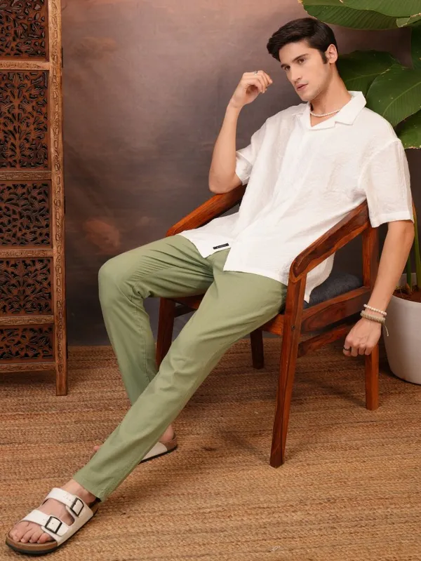  Locomotive Men Green Slim Fit Solid Casual Trousers