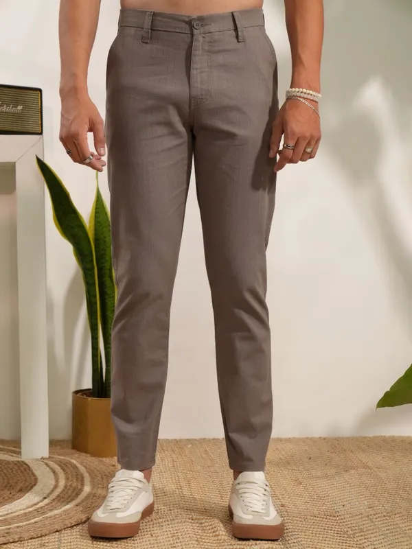  Locomotive Men Brown Slim Fit Solid Casual Trousers