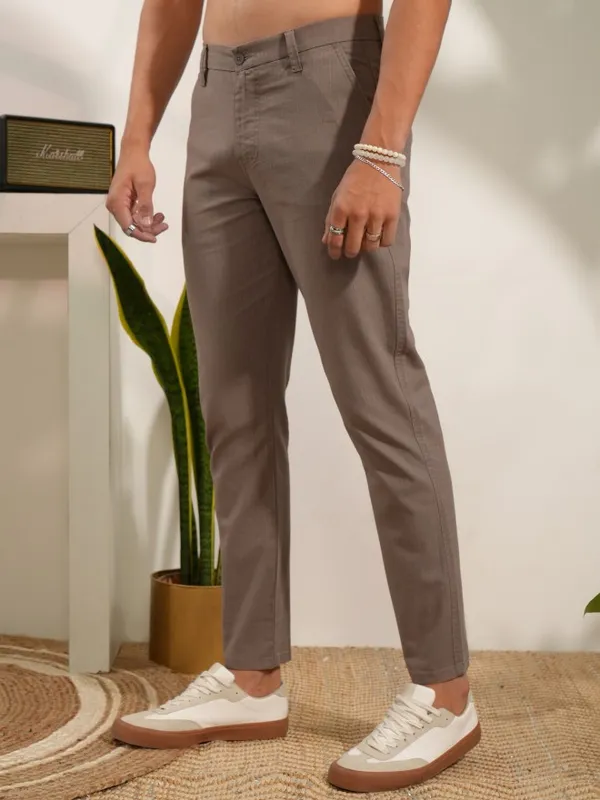  Locomotive Men Brown Slim Fit Solid Casual Trousers