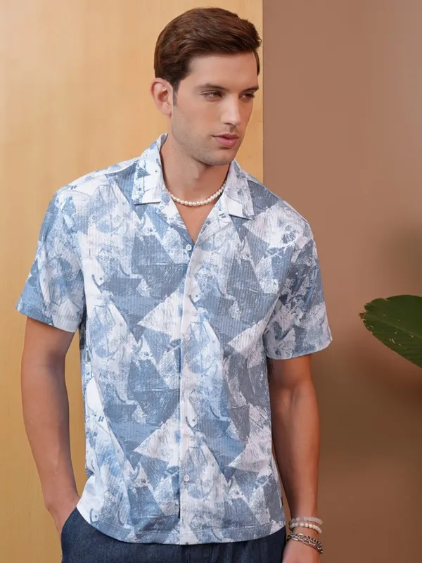  Locomotive Men Blue Printed Regular Fit Casual Shirts