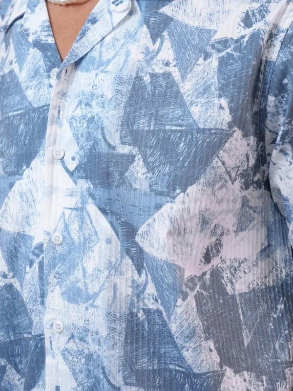  Locomotive Men Blue Printed Regular Fit Casual Shirts