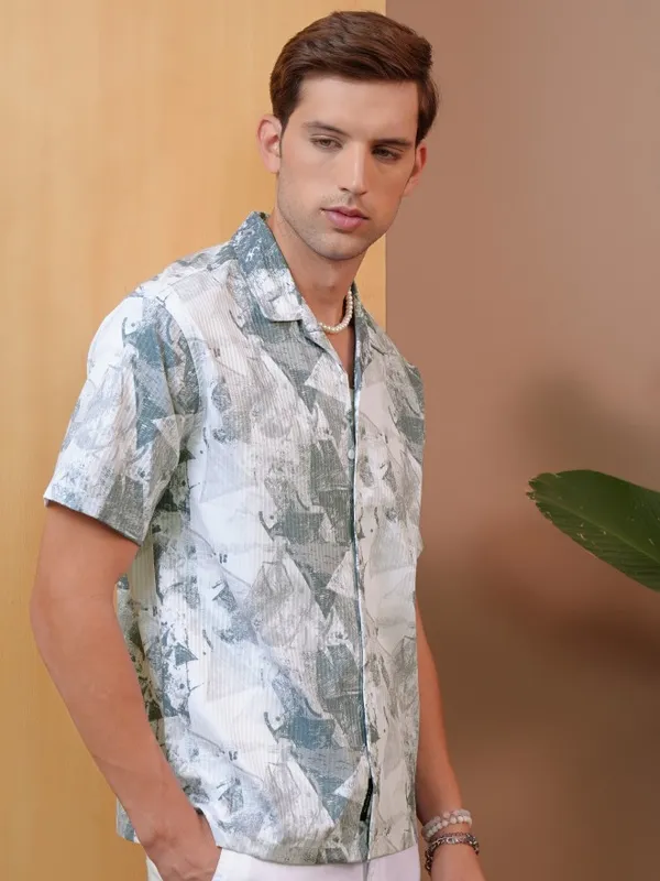  Locomotive Men Grey Printed Regular Fit Casual Shirts