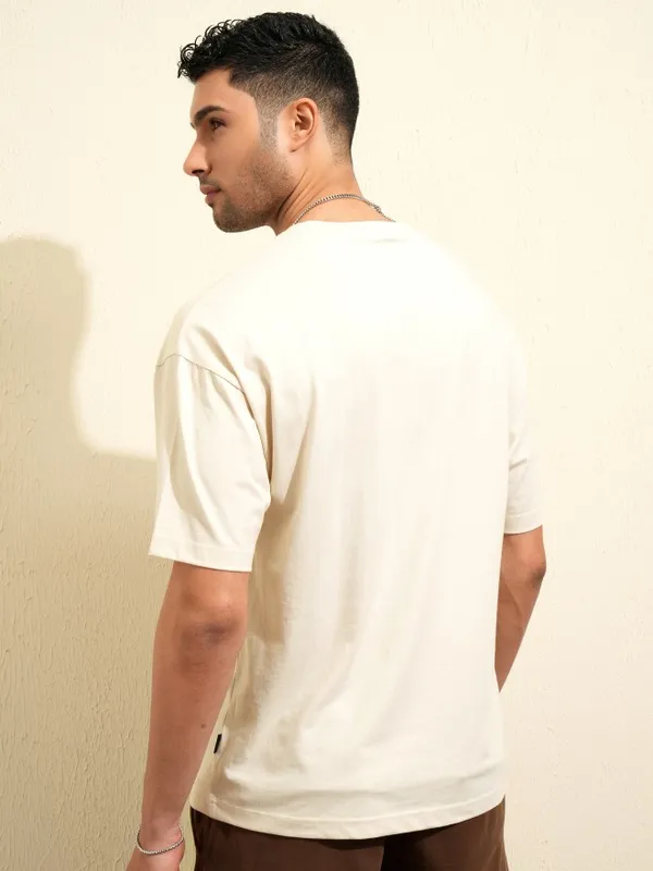 Locomotive Men Cream Printed Round Neck Oversized Fit T-Shirt