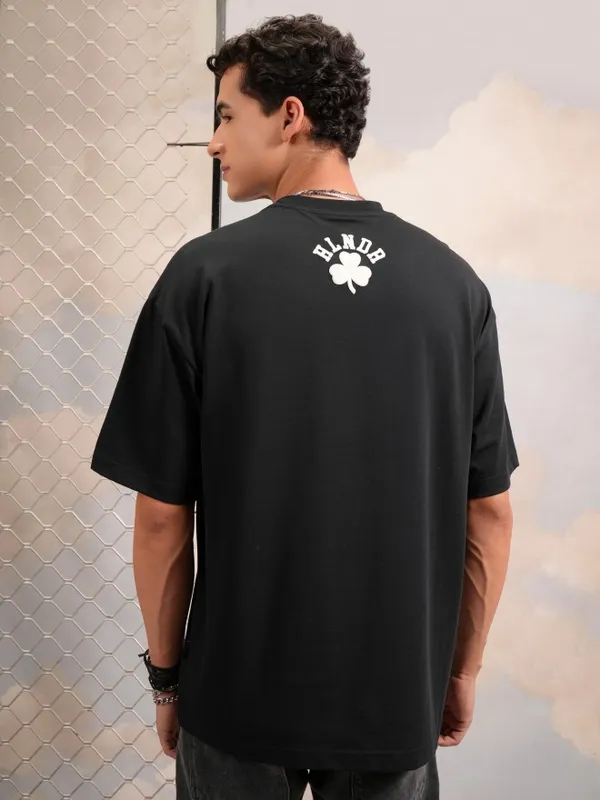 Highlander Men Black Printed Round Neck Oversized Fit T-Shirt