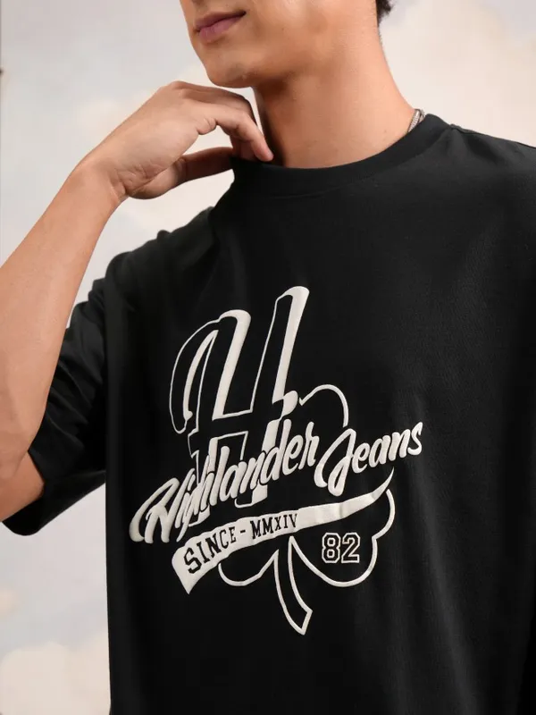 Highlander Men Black Printed Round Neck Oversized Fit T-Shirt