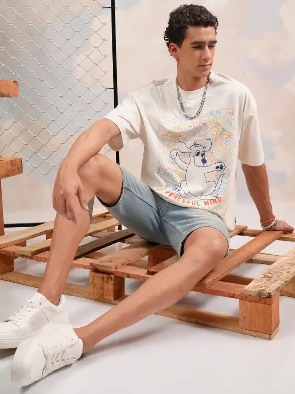  Highlander Men Off White Printed Round Neck T-Shirts