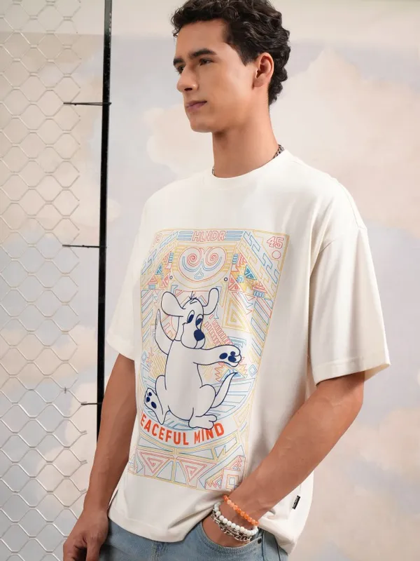  Highlander Men Off White Printed Round Neck T-Shirts