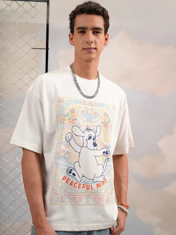  Highlander Men Off White Printed Round Neck T-Shirts