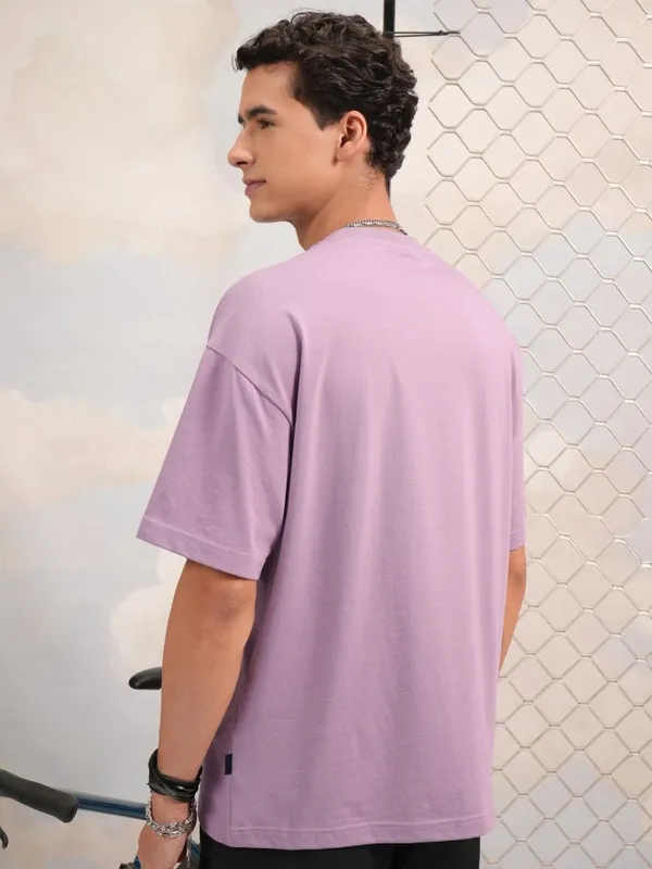 Highlander Men Mauve Printed Round Neck Oversized Fit T-Shirt