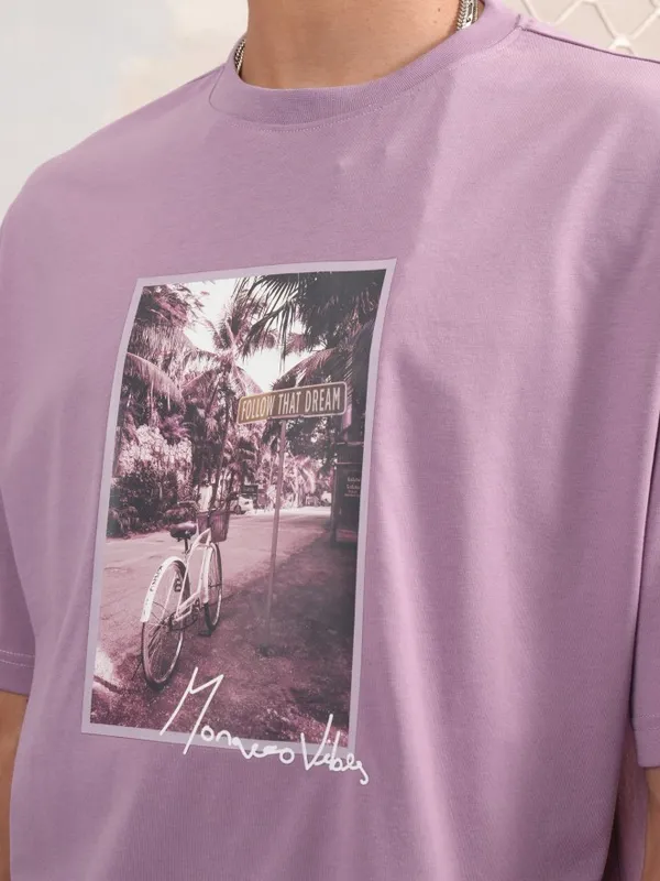 Highlander Men Mauve Printed Round Neck Oversized Fit T-Shirt