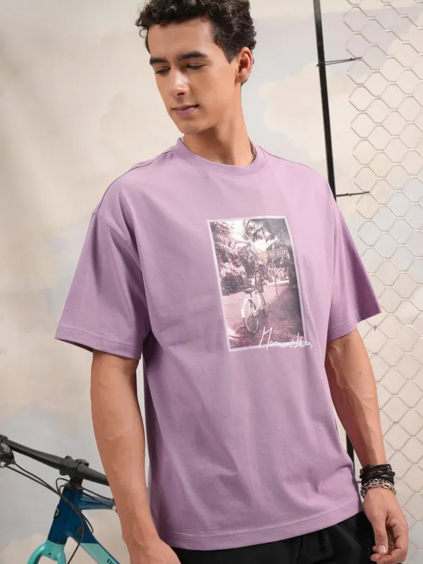 Highlander Men Mauve Printed Round Neck Oversized Fit T-Shirt