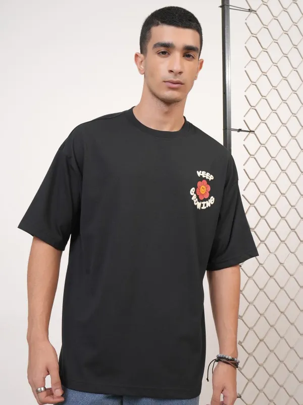 Highlander Men Black Printed Round Neck Oversized Fit T-Shirt