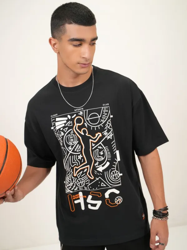 Highlander Men Black Printed Oversized Fit Round Neck T-Shirt