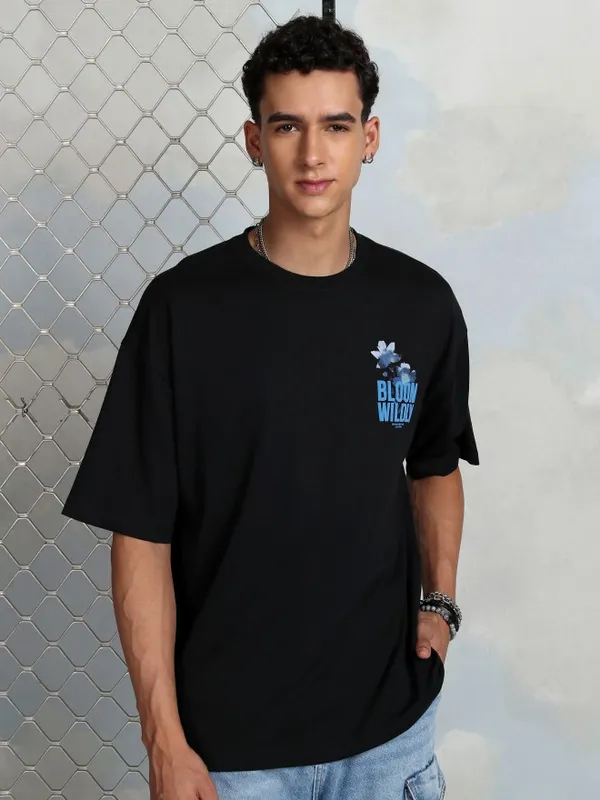Highlander Men Black Printed Round Neck Oversized Fit T-Shirt
