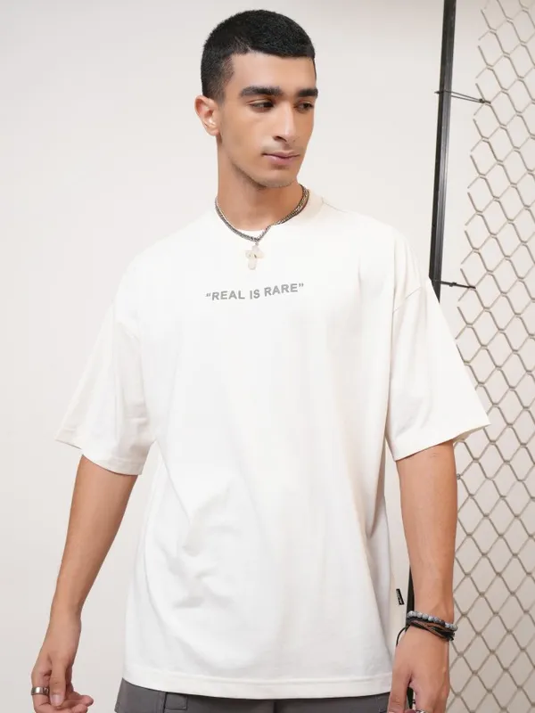 Highlander Men Off White Printed Round Neck Oversized Fit T-Shirt