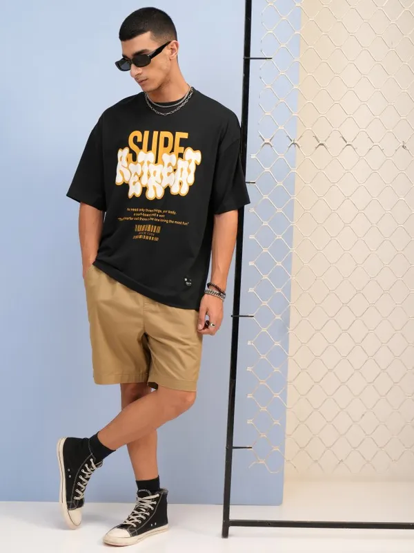 Highlander Men Black Printed Round Neck Oversized Fit T-Shirt