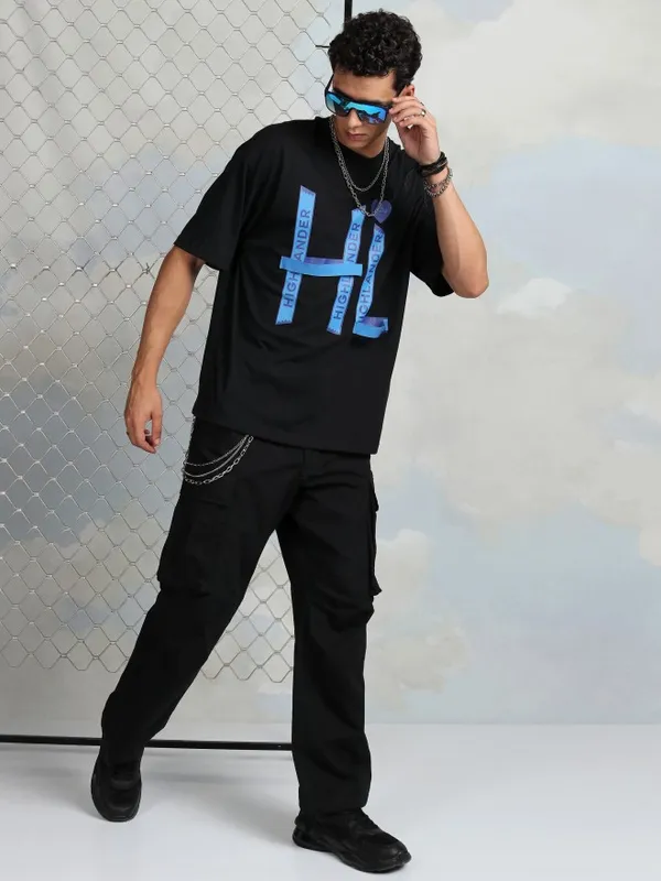 Highlander Men Black Printed Round Neck Oversized Fit T-Shirt