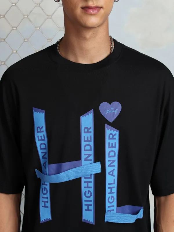 Highlander Men Black Printed Round Neck Oversized Fit T-Shirt