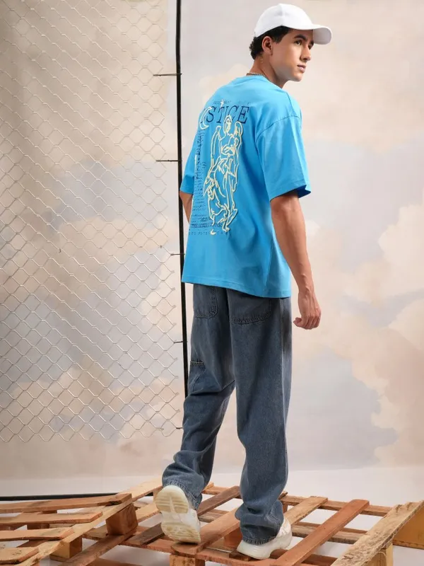 Highlander Men Turquoise Blue Printed Round Neck Oversized Fit T-Shirt