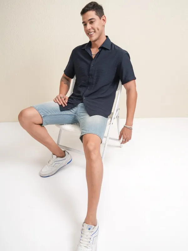 Locomotive Premium Men Navy Blue Textured Relaxed Fit Casual Shirt