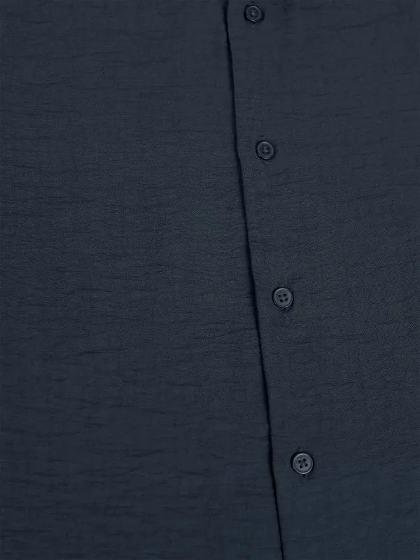 Locomotive Premium Men Navy Blue Textured Relaxed Fit Casual Shirt