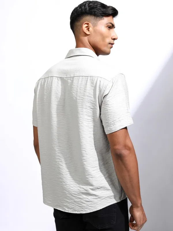 Locomotive Men Grey Textured Relaxed Fit Casual Shirt