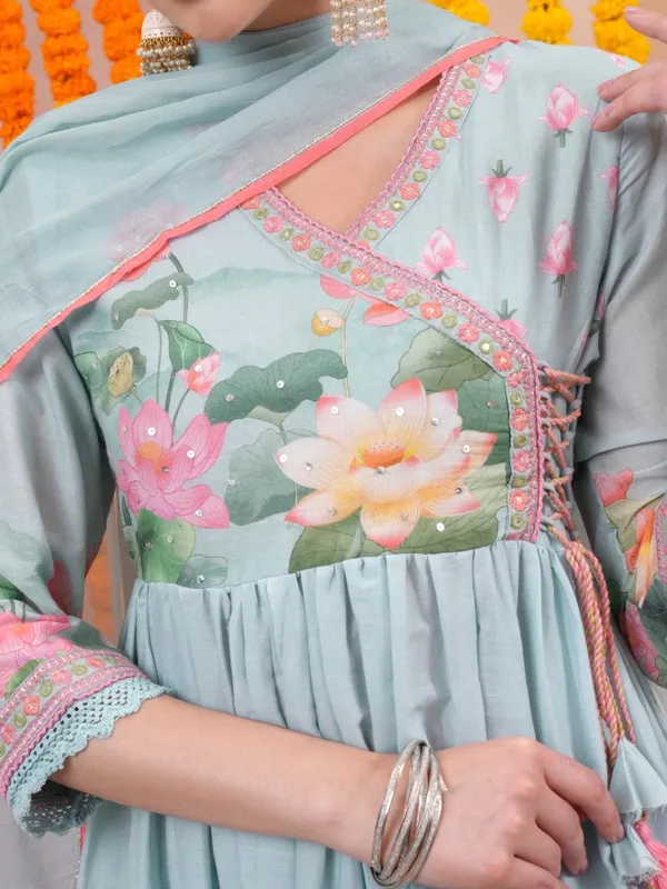 Women Kurta With Trouser & Dupatta
