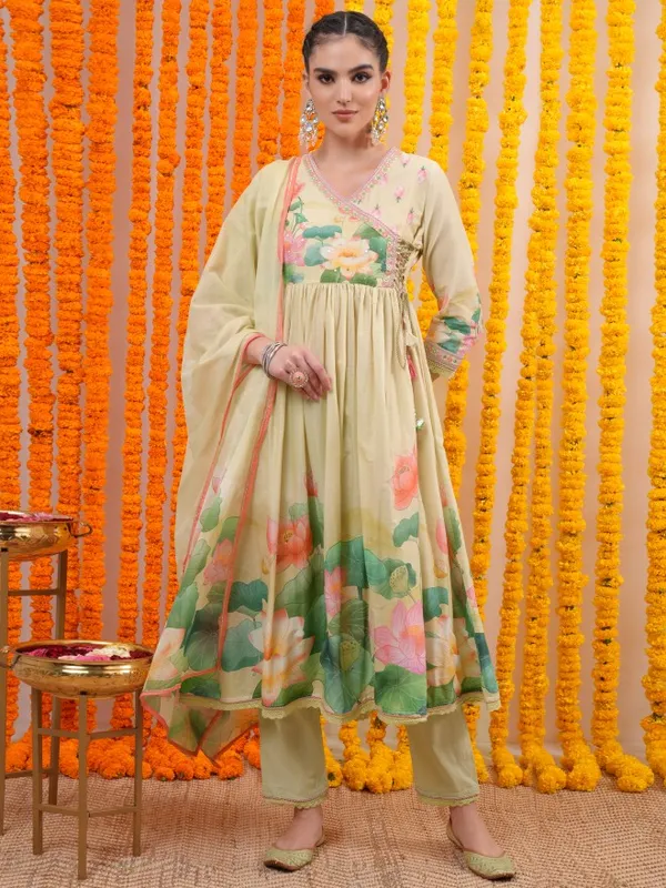 Vishudh Women Cream Printed Kurta With Trouser And Dupatta