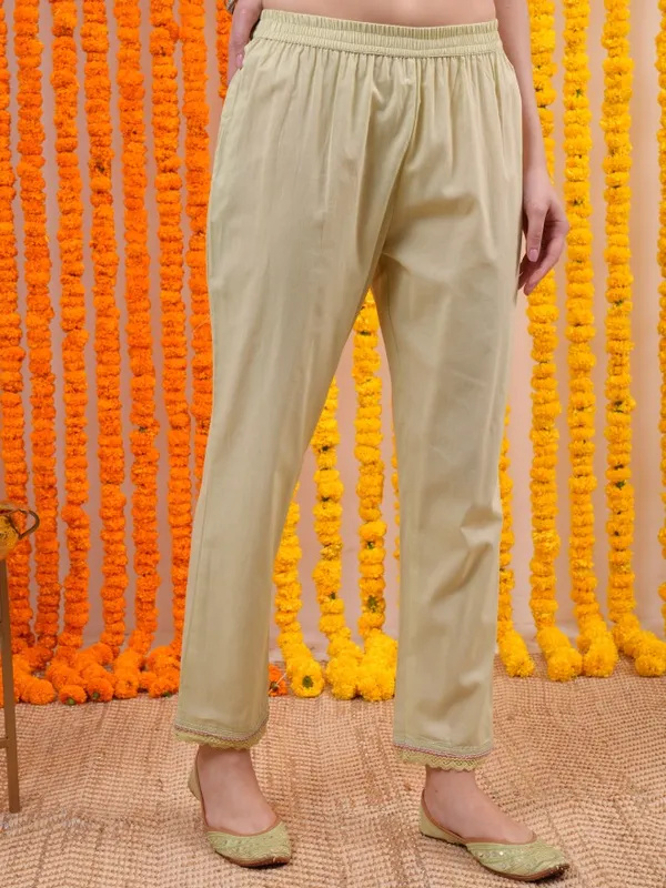 Vishudh Women Cream Printed Kurta With Trouser And Dupatta