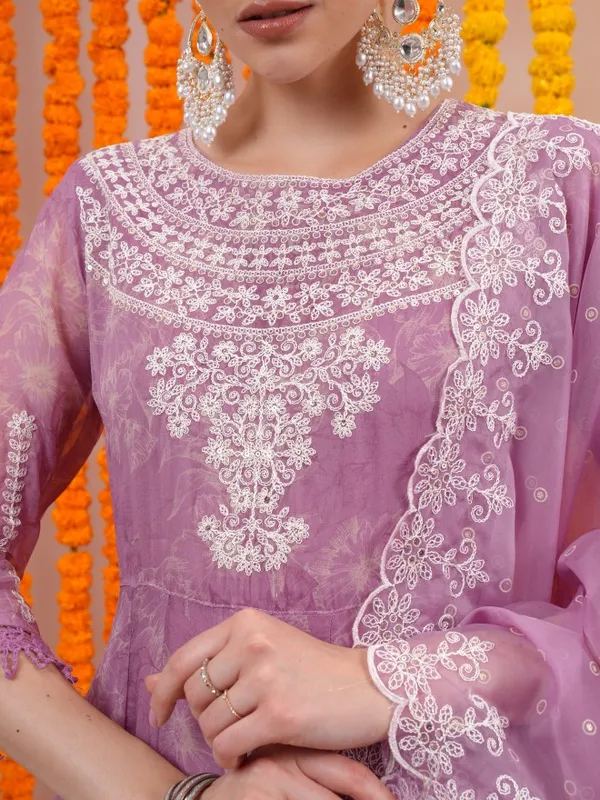 Women Kurta With Trousers & Dupatta