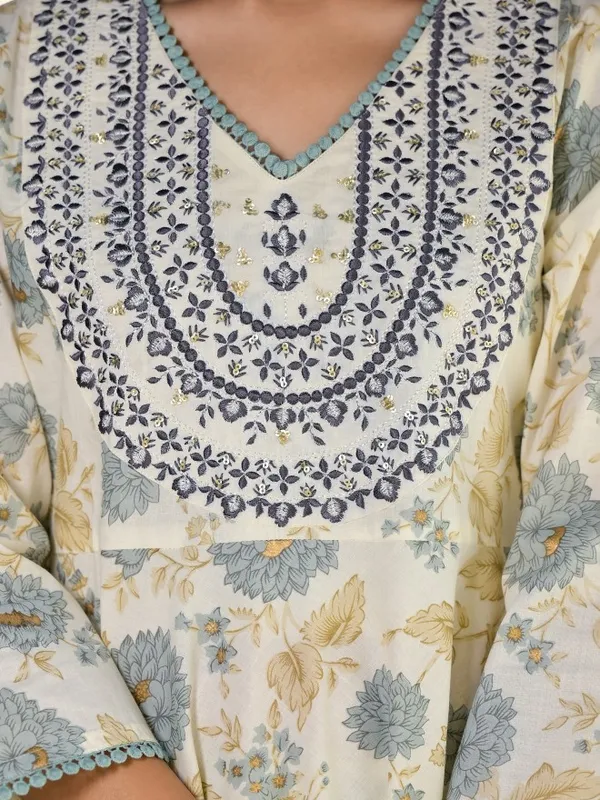  Vishudh Women Cream Printed Kurta Sets