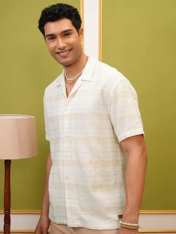 Men Relaxed Fit Casual Shirt