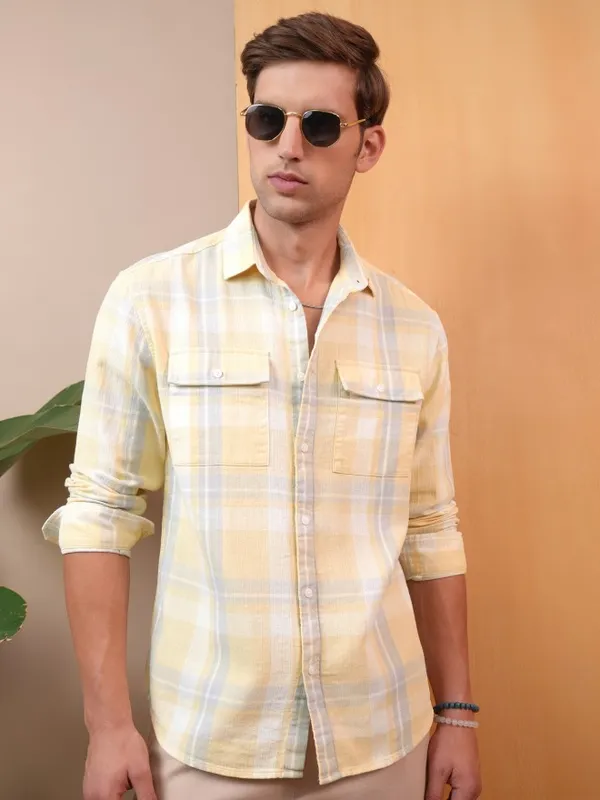  Locomotive Men Yellow Checked Regular Fit Casual Shirts