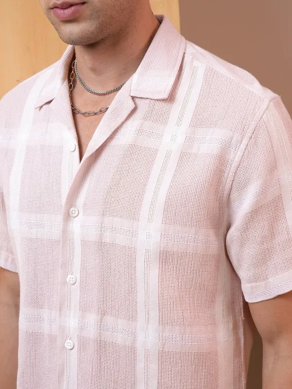  Locomotive Men Pink Checked Regular Fit Casual Shirts