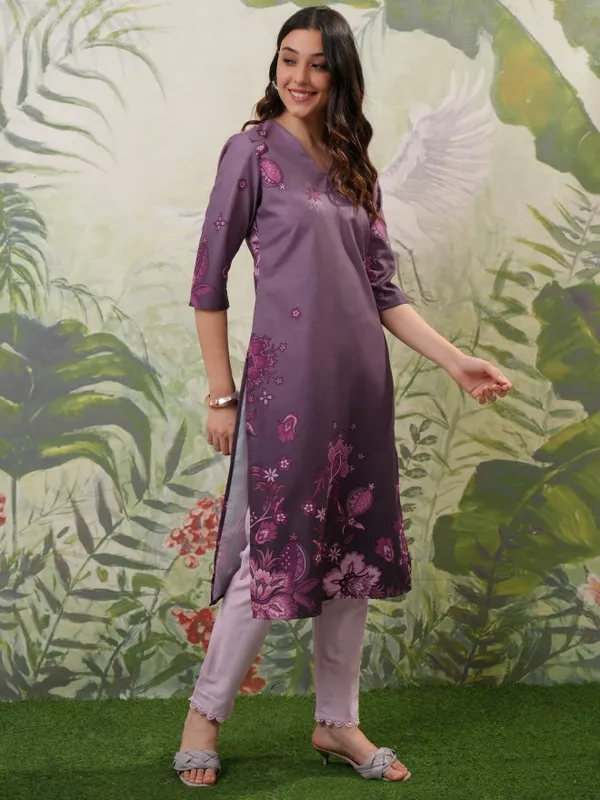 Vishudh Women Pink Printed Straight Kurta