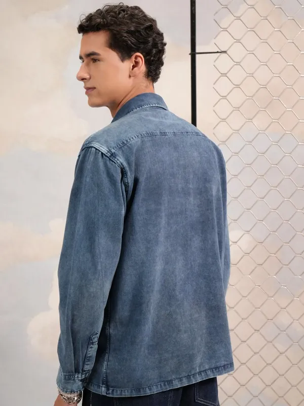 Highlander Men Navy Blue Solid Oversized Fit Casual Shirts