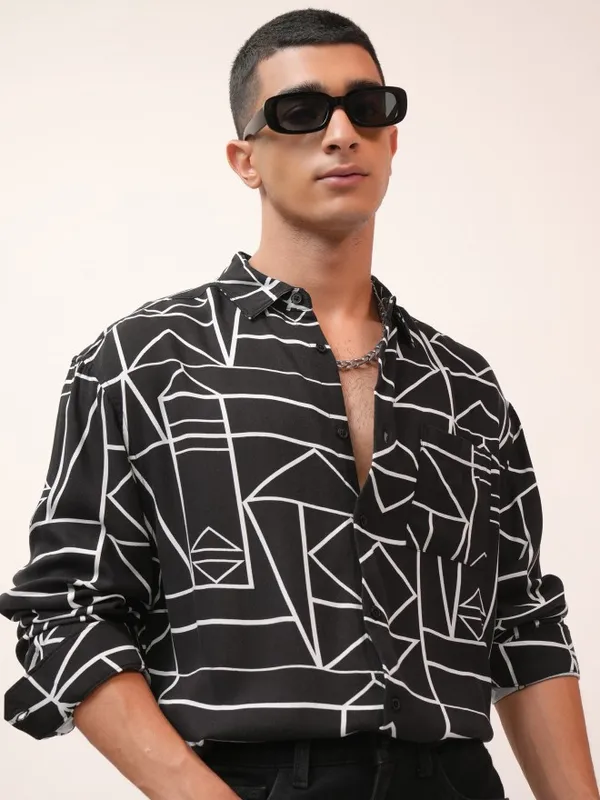  Ketch Men Black Printed Oversized Fit Casual Shirts