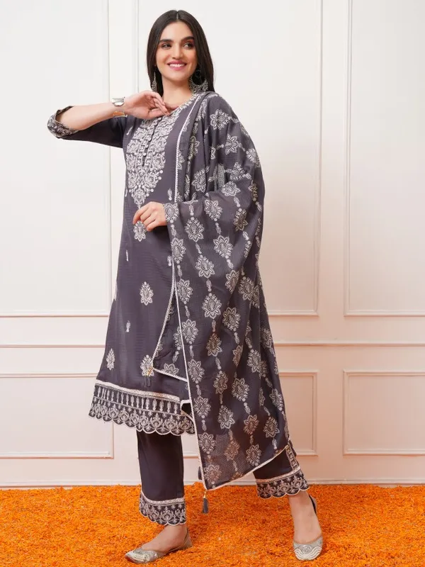 Vishudh Women Mauve Embroidered Kurta With Trousers And Dupatta