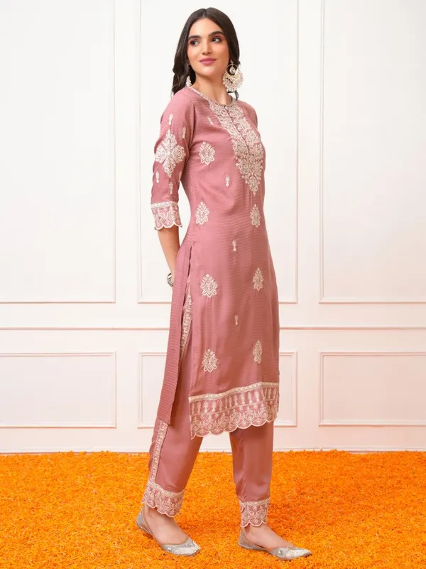 Women Kurta With Trousers & Dupatta