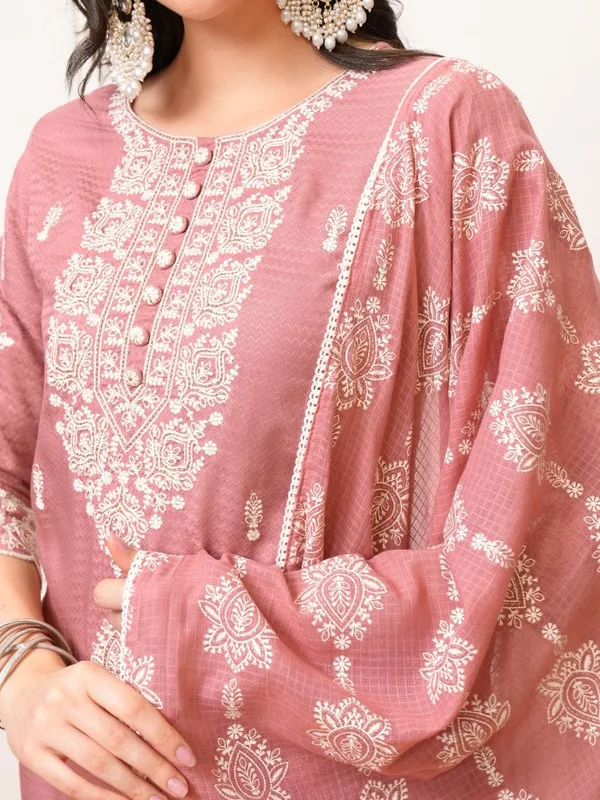 Women Kurta With Trousers & Dupatta