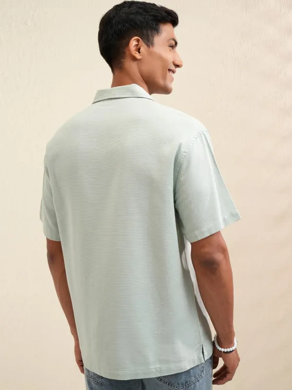 Locomotive Men Green Solid Relaxed Fit Casual Shirt