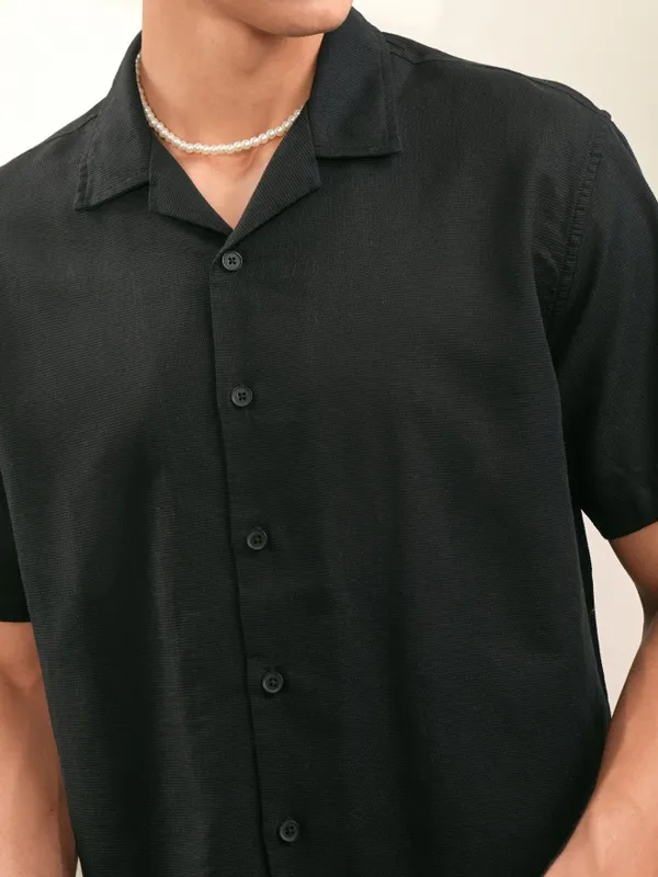  Locomotive Men Black Self Design Regular Fit Casual Shirts