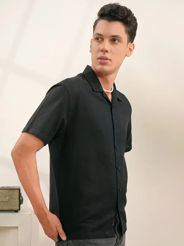 Locomotive Men Black Self Design Regular Fit Casual Shirts