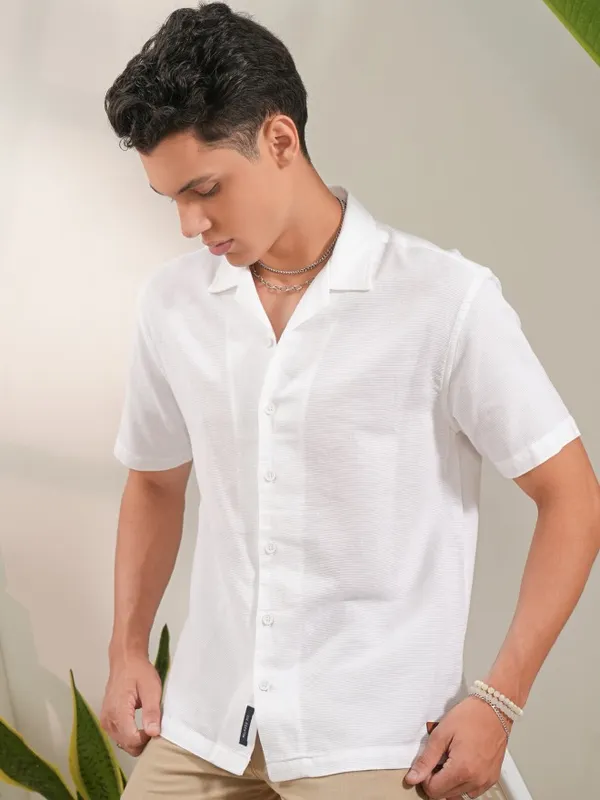  Locomotive Men White Self Design Regular Fit Casual Shirts