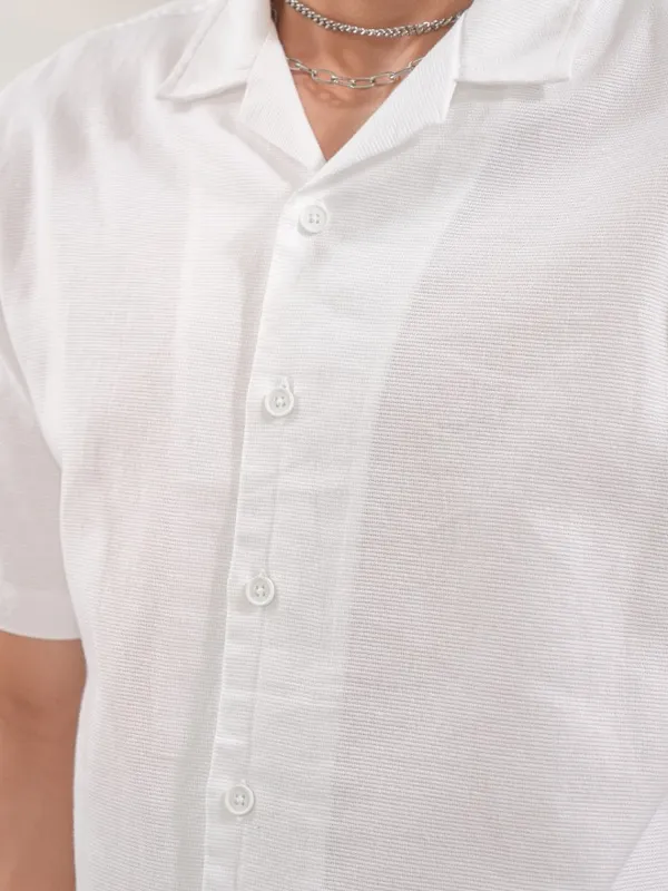  Locomotive Men White Self Design Regular Fit Casual Shirts