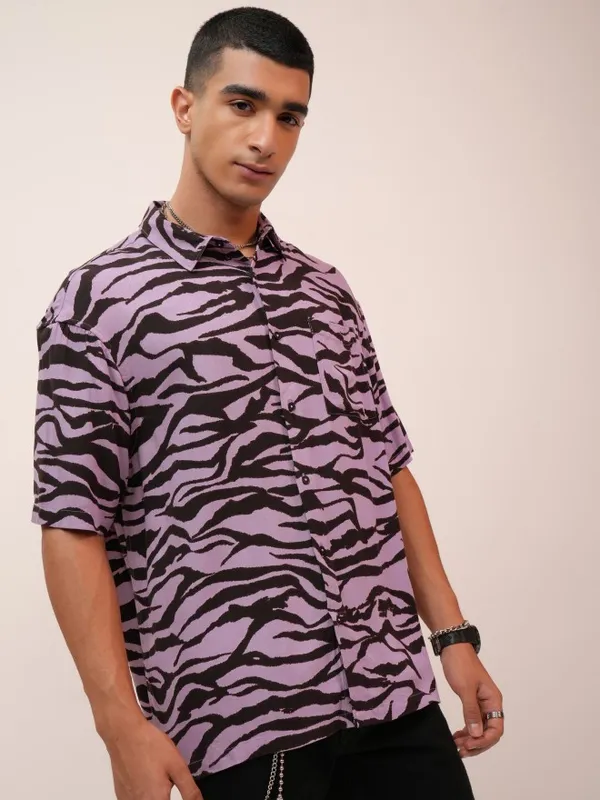  Highlander Men Lavender Printed Oversized Fit Casual Shirts