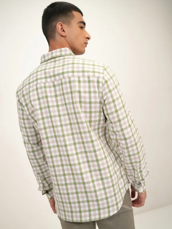  Highlander Men White Checked Oversized Fit Casual Shirts