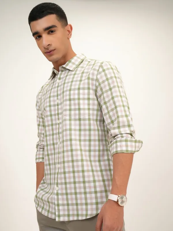  Highlander Men White Checked Oversized Fit Casual Shirts