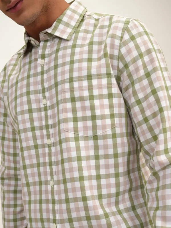  Highlander Men White Checked Oversized Fit Casual Shirts