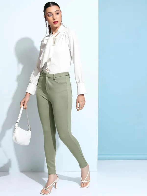Tokyo Talkies Women Green Solid Slim Fit Chinos